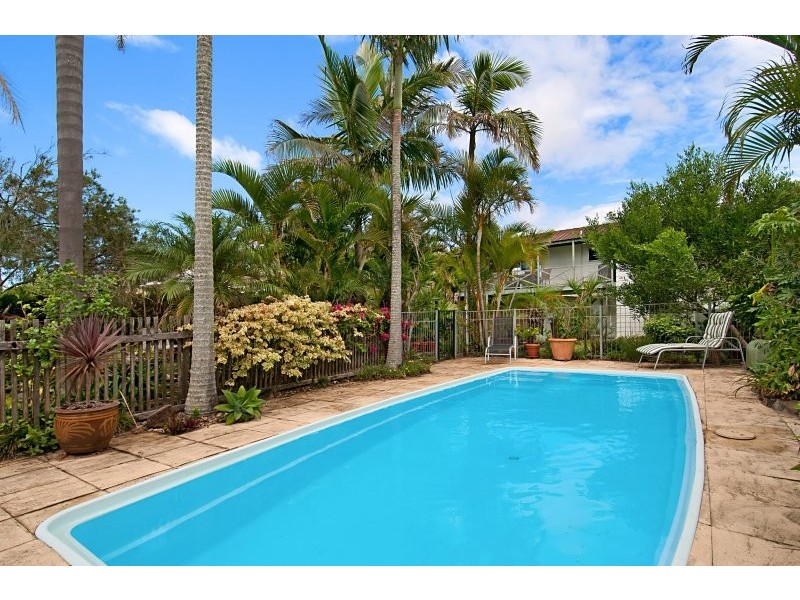 22 Ocean Street, North Avoca NSW 2260