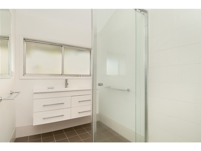 22 Ocean Street, North Avoca NSW 2260