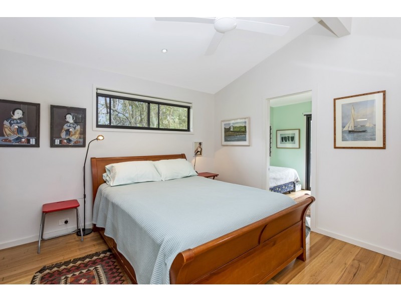 76 Heath Road, Hardys Bay NSW 2257