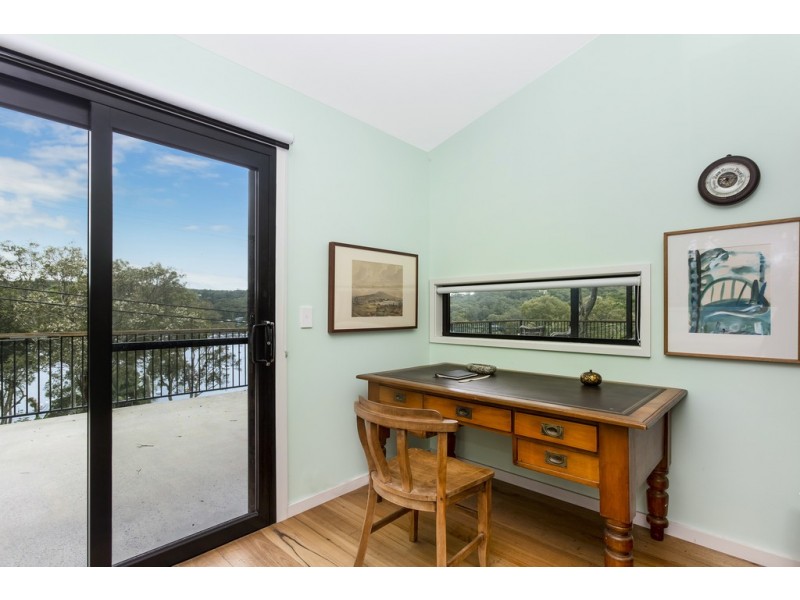 76 Heath Road, Hardys Bay NSW 2257