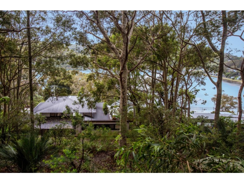 76 Heath Road, Hardys Bay NSW 2257