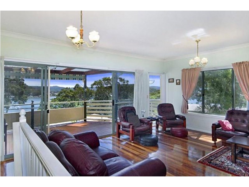 98 Heath Road, Pretty Beach NSW 2257