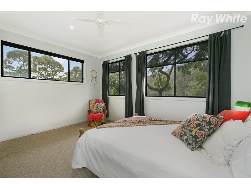 24 Heath Road, Hardys Bay NSW 2257