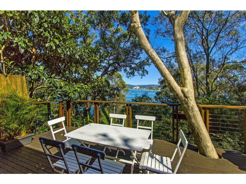 111 Heath Rd, Pretty Beach NSW 2257