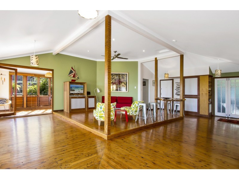 111 Heath Rd, Pretty Beach NSW 2257