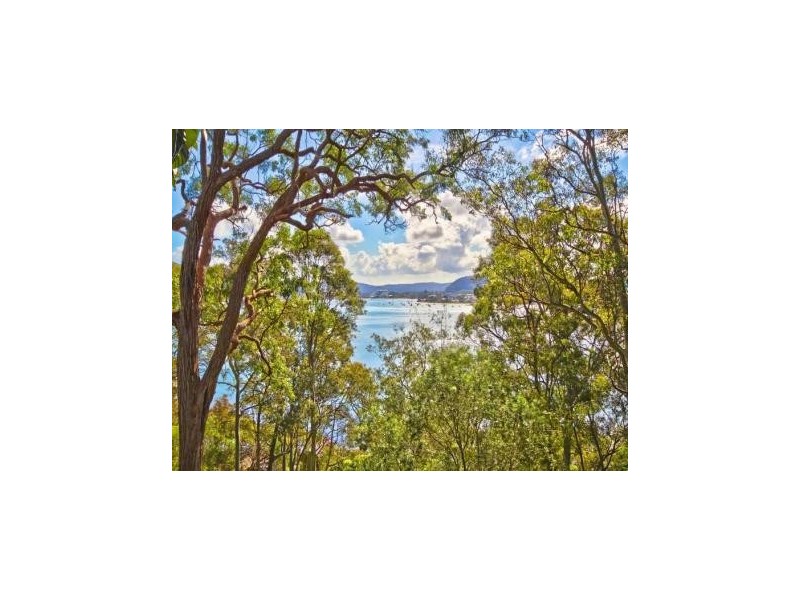 111 Heath Rd, Pretty Beach NSW 2257