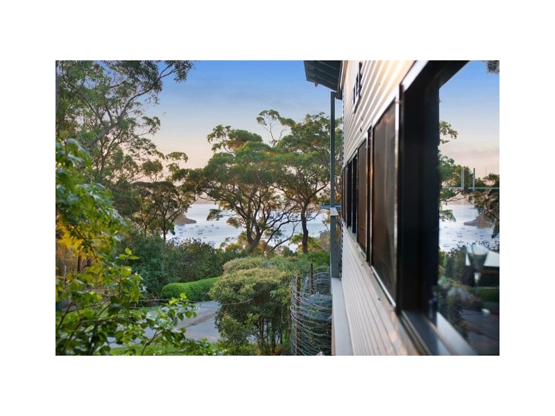 10 Wards Hill Rd, Killcare Heights NSW 2257