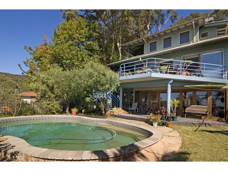 28  High View Rd, Pretty Beach NSW 2257