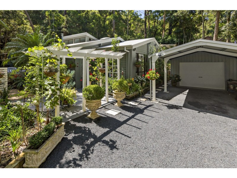 24 Fraser Rd, Killcare NSW 2257