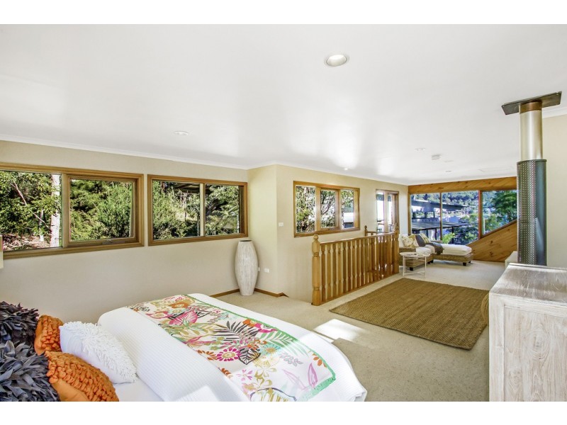 14 Araluen Dr, Killcare NSW 2257