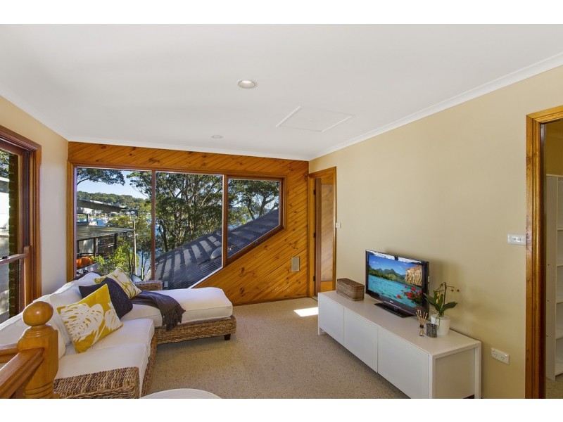 14 Araluen Dr, Killcare NSW 2257