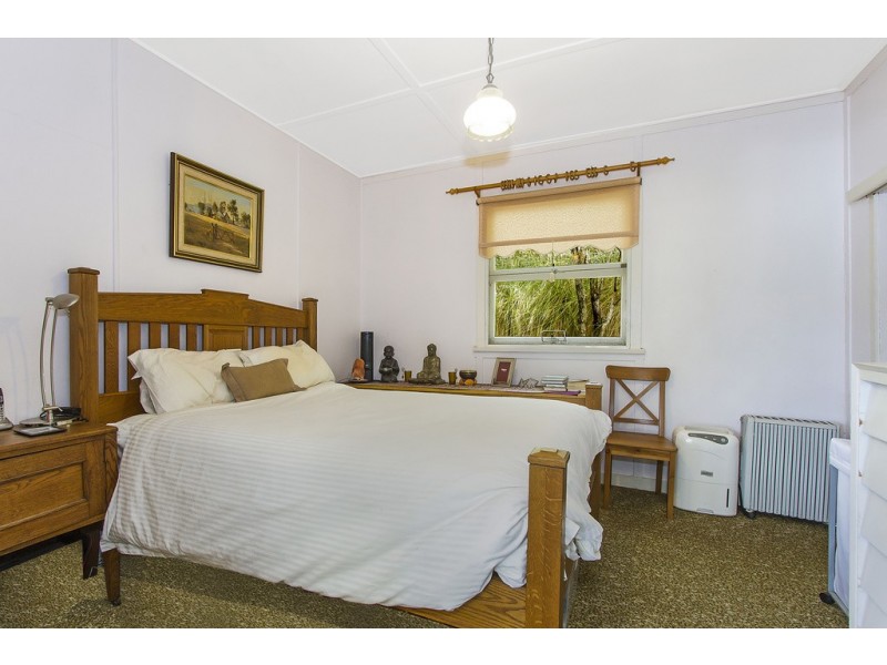 27 Heath Rd, Hardys Bay NSW 2257