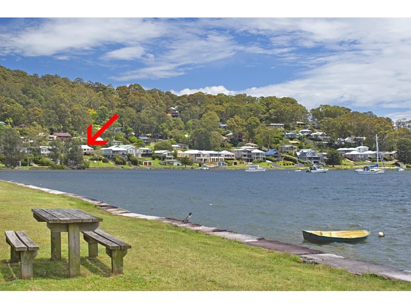 134 Araluen Dr, Hardys Bay NSW 2257