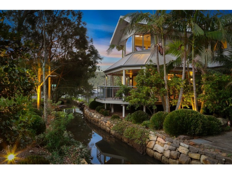 108 Araluen Dr, Hardys Bay NSW 2257