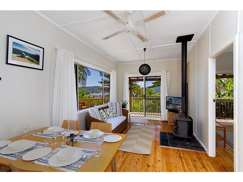 32 Albert St, Wagstaffe NSW 2257