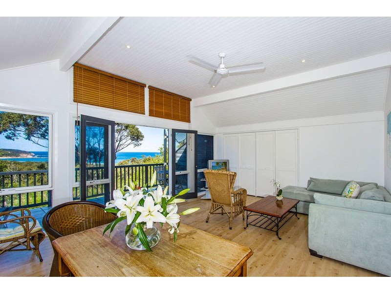 17 Grandview Crescent, Killcare NSW 2257