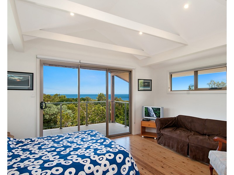 38 Beach Drive, Killcare NSW 2257