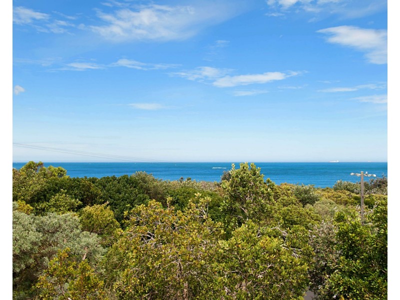 38 Beach Drive, Killcare NSW 2257