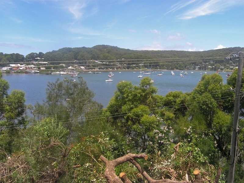44 Hardys Bay Pde, Killcare NSW 2257