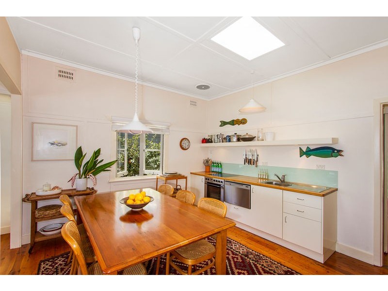 76 Araluen Drive, Hardys Bay NSW 2257