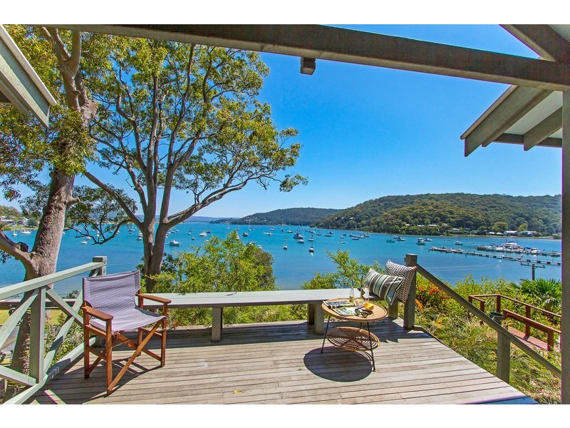 76 Araluen Drive, Hardys Bay NSW 2257