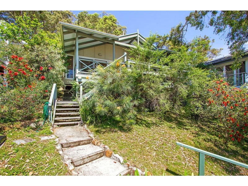 76 Araluen Drive, Hardys Bay NSW 2257