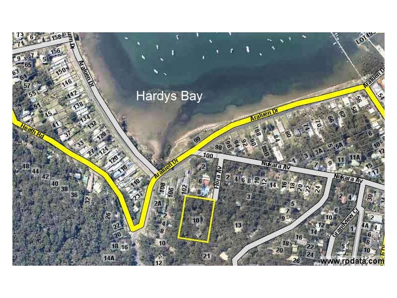 10 Flora Ave, Hardys Bay NSW 2257