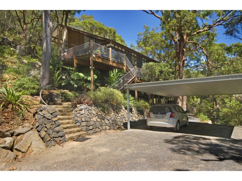 10 Flora Ave, Hardys Bay NSW 2257