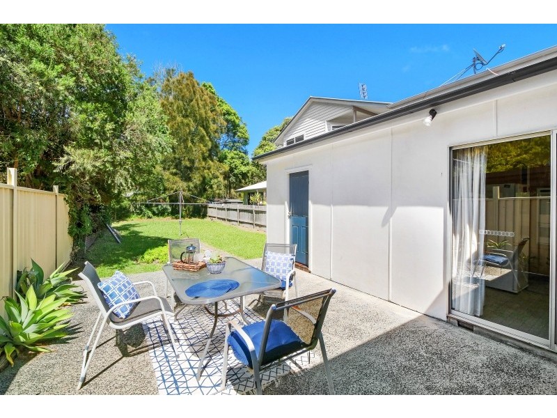 19 Pretty Beach Road, Pretty Beach NSW 2257