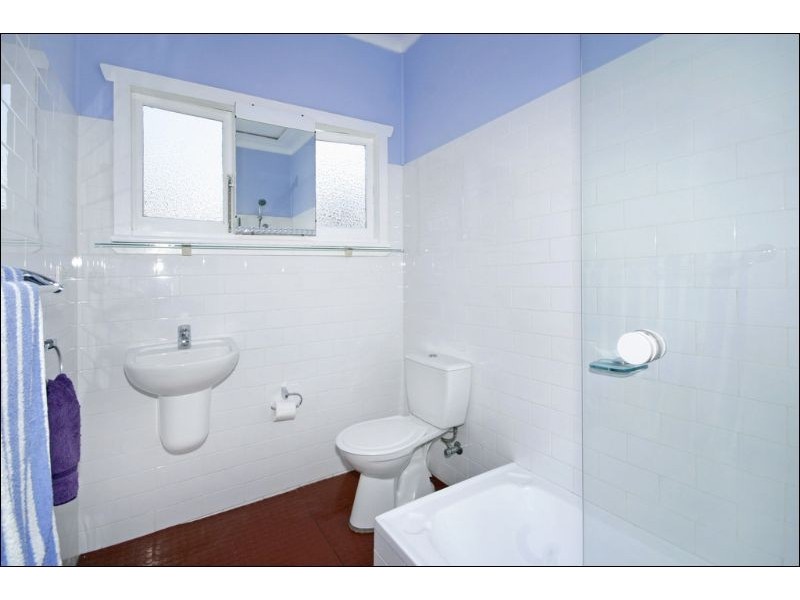 2 Wagstaffe Ave, Wagstaffe NSW 2257