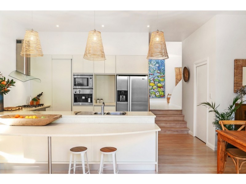 4 Putty Beach Drive, Killcare NSW 2257