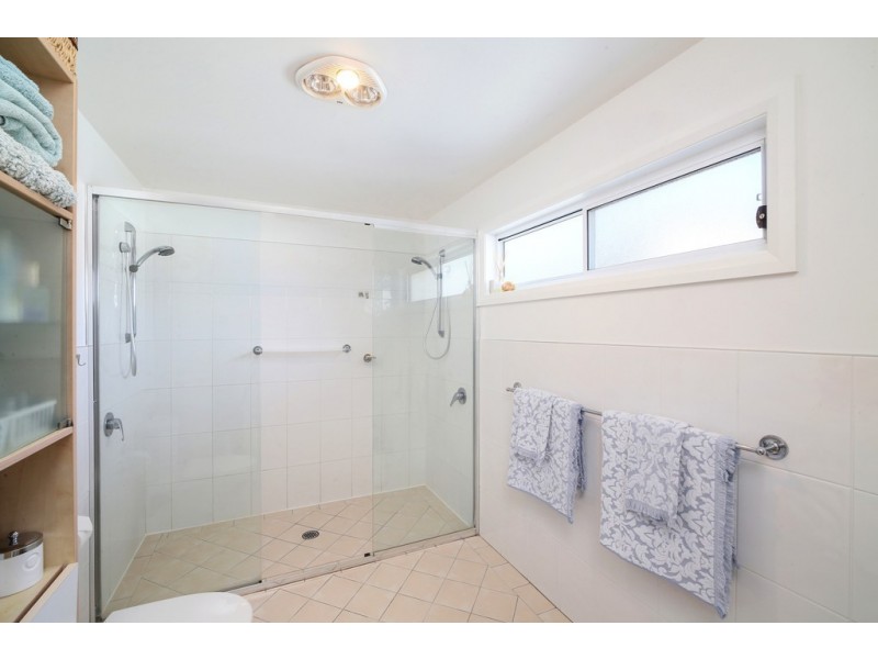 4 Putty Beach Drive, Killcare NSW 2257