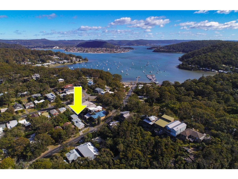 4 Putty Beach Drive, Killcare NSW 2257