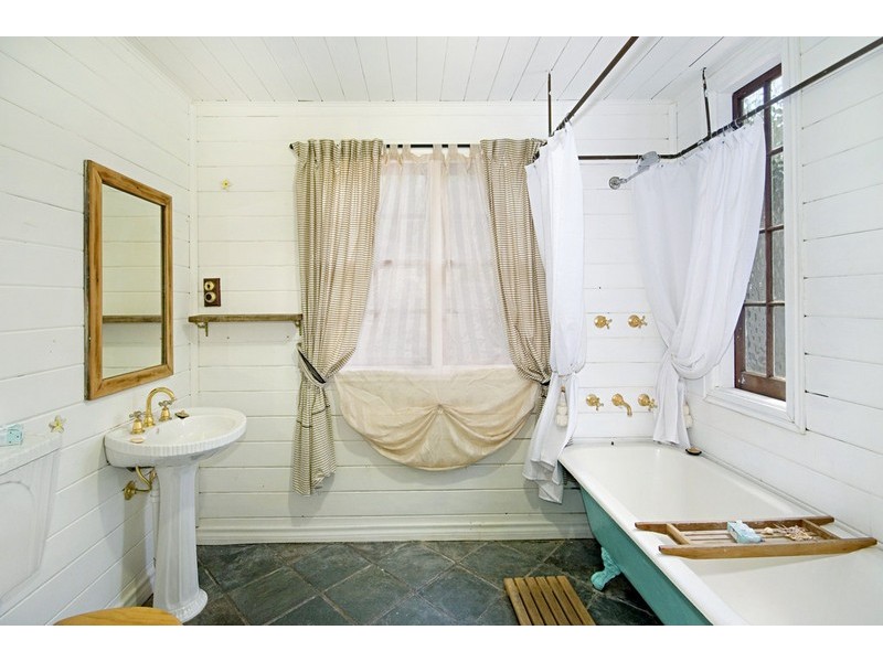 34 Fishermans Pde, Daleys Point NSW 2257