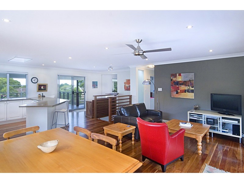 5 Pauline Ave, Killcare Heights NSW 2257