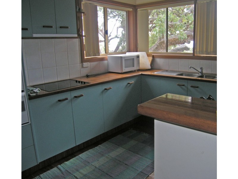 111 Beachview Esplanade, Macmasters Beach NSW 2251