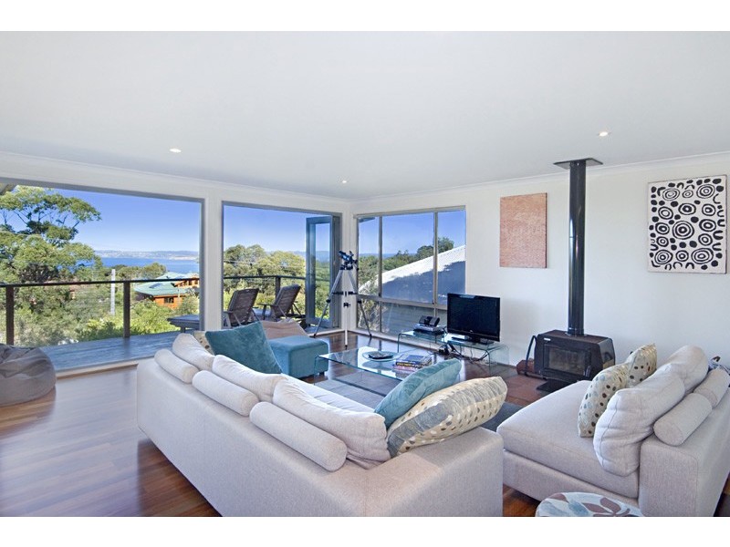 17 Pauline Avenue, Killcare Heights NSW 2257