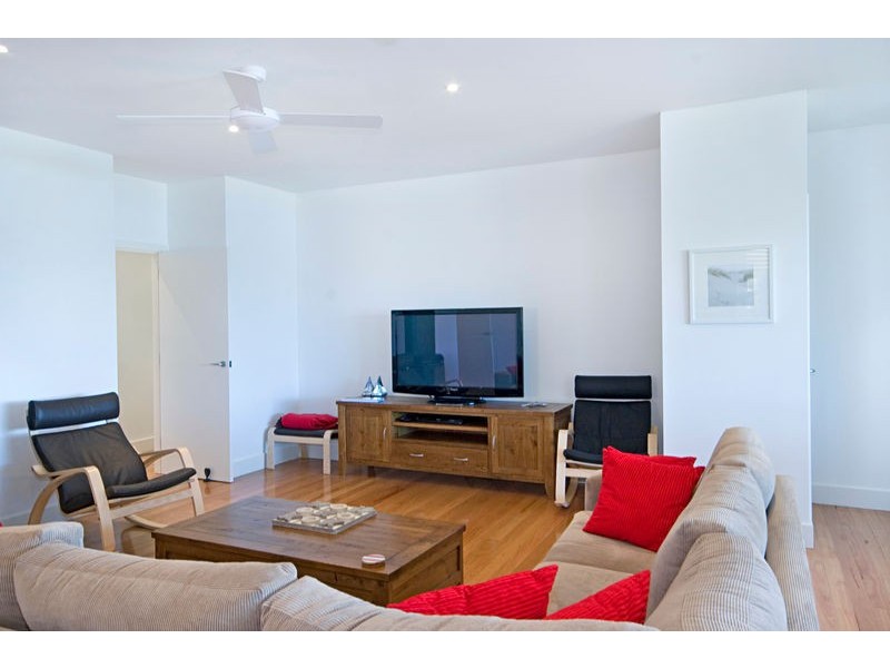 9 Venice Road, Pretty Beach NSW 2257