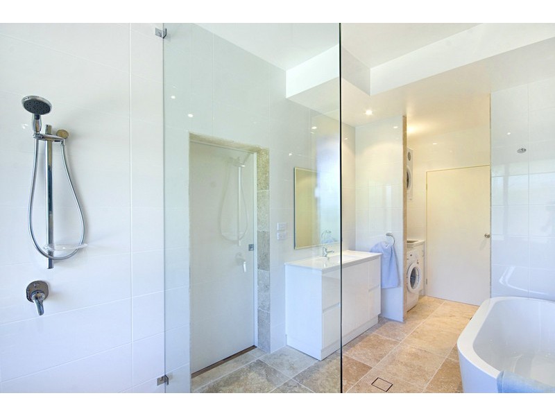 8 Grandview Cres, Killcare NSW 2257