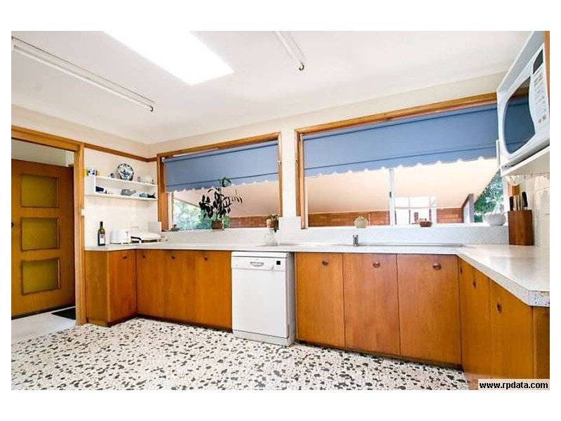 16 The Scenic Road, Killcare NSW 2257