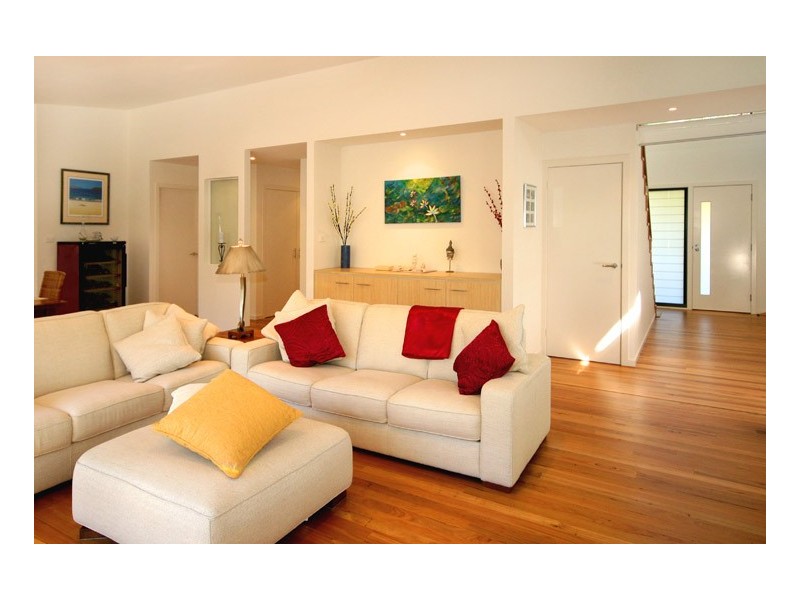 25 Beachview Esplanade, Macmasters Beach NSW 2251
