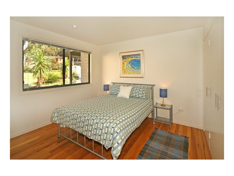 25 Beachview Esplanade, Macmasters Beach NSW 2251