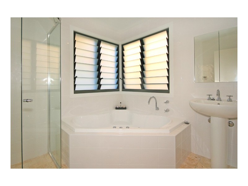 25 Beachview Esplanade, Macmasters Beach NSW 2251