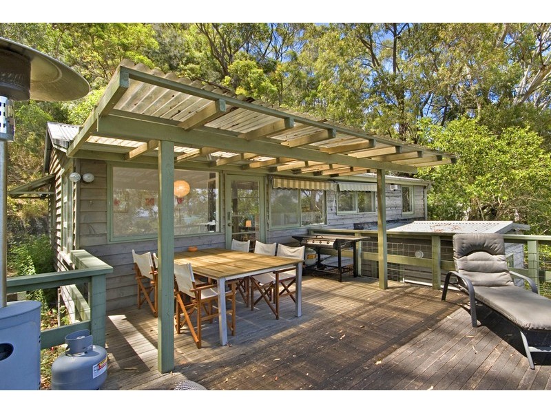 1 Hardys Bay Pde, Killcare NSW 2257