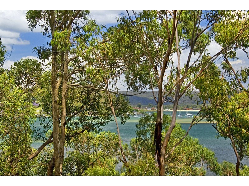 1 Hardys Bay Pde, Killcare NSW 2257