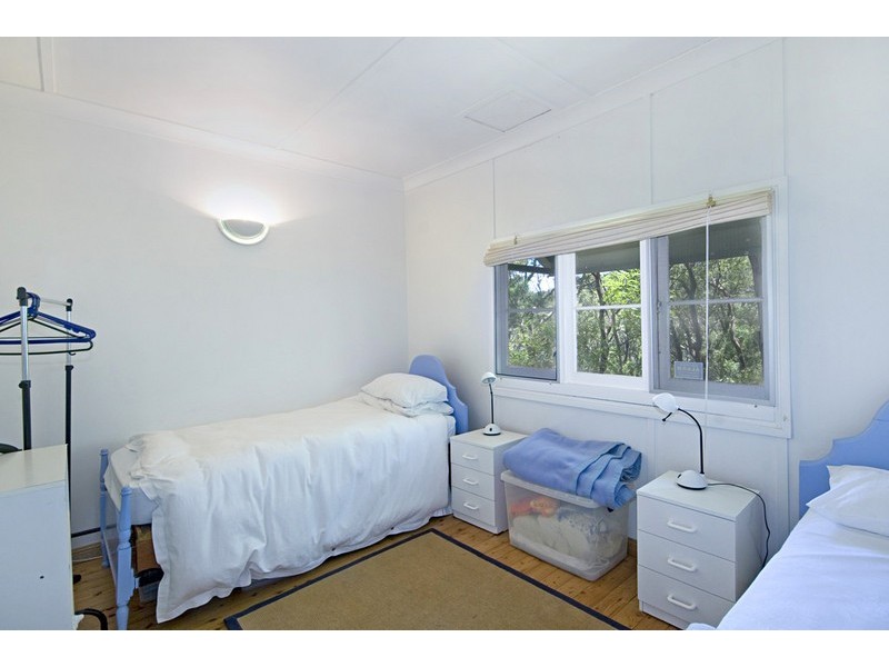 1 Hardys Bay Pde, Killcare NSW 2257
