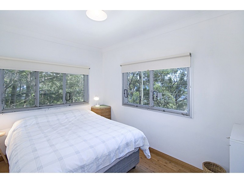 1 Hardys Bay Pde, Killcare NSW 2257