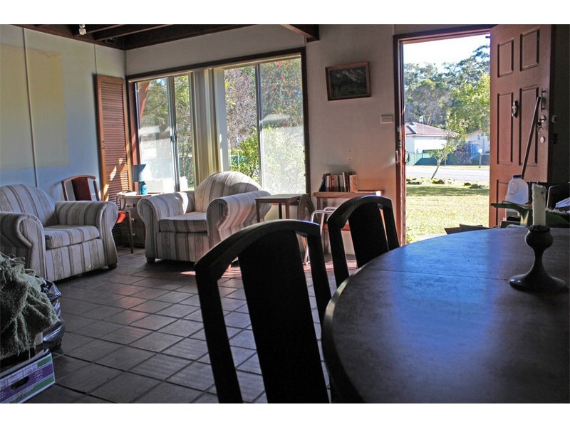 38 Panorama Parade, Berkeley Vale NSW 2261