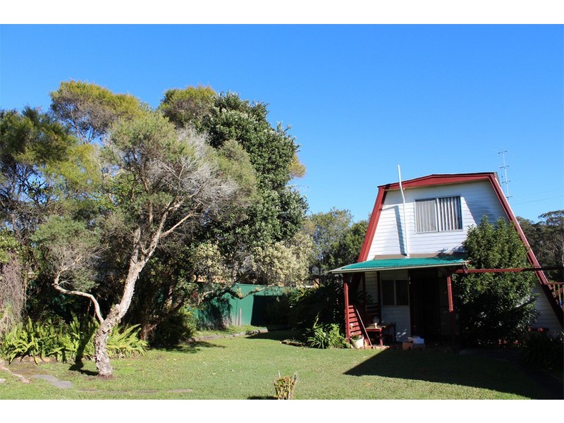 38 Panorama Parade, Berkeley Vale NSW 2261