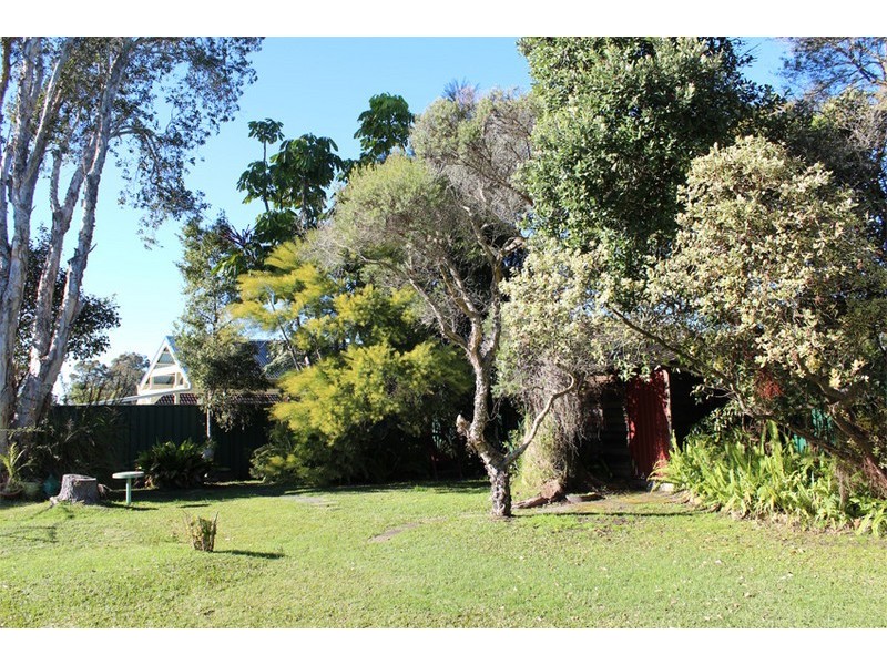 38 Panorama Parade, Berkeley Vale NSW 2261